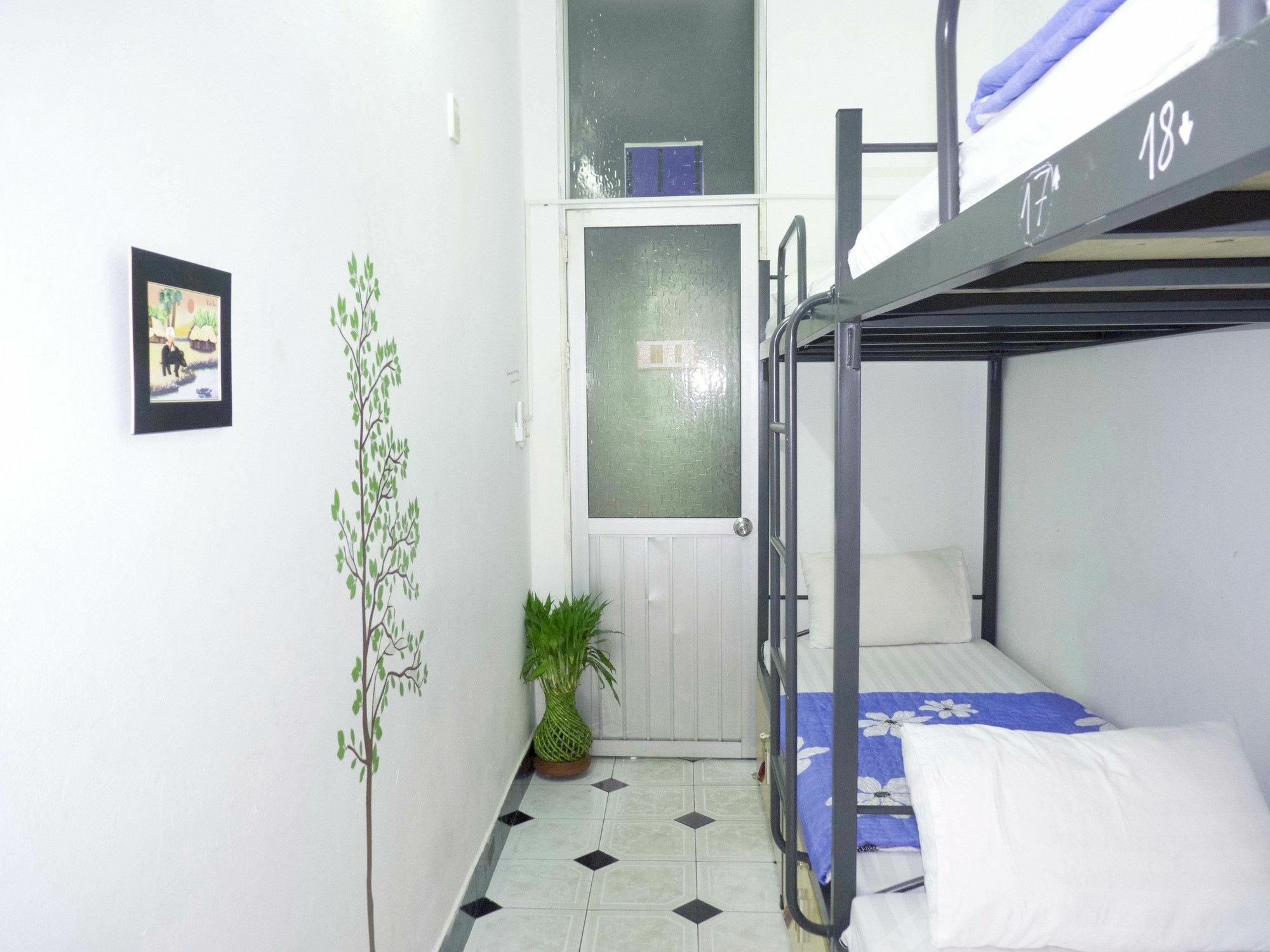 Daisy Hostel Ханой Экстерьер фото